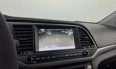 Hyundai Avante 2018, 110533 км, за 9700000 KRW - фото 16