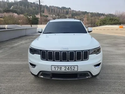 Jeep Cherokee · 2018 год