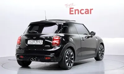 MINI Cooper 2020, 67940 км, за 18900000 KRW
