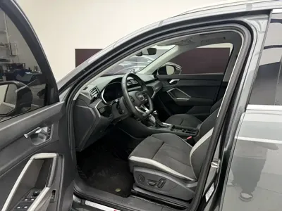 Audi Q3 2023, 34000 км, за 202800 CNY - фото 7