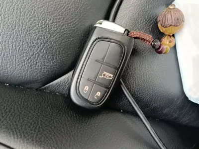 Jeep Grand Commander 2020, 98500 км, за 66600 CNY - фото 9