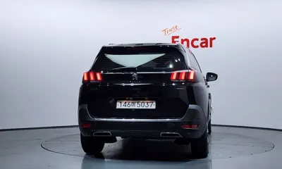 Peugeot 5008 2020, 100937 км, за 17200000 KRW