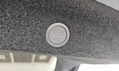 Tesla Model Y 2026, 603 км, за 73900000 KRW - фото 27