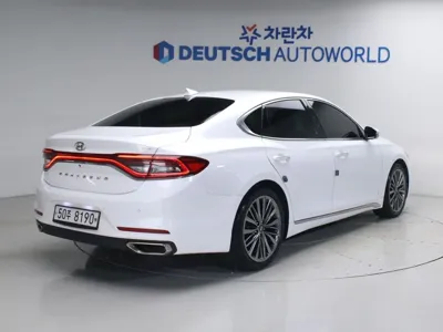 Hyundai Grandeur 2018, 121290 км, за 13900000 KRW