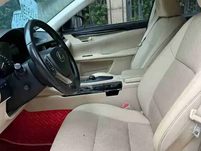 Lexus ES 2014, 250000 км, за 71800 CNY - фото 9