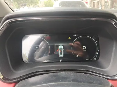 Geely Auto Emgrand S 2021, 57200 км, за 63485.72 CNY - фото 8
