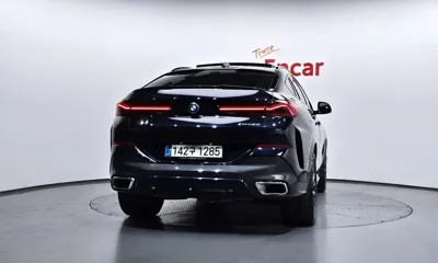 BMW X6 2025, 4940 км, за 999990000 KRW - фото 4