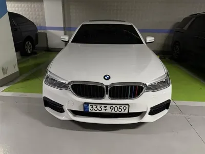 BMW 5-Series · 2020 год
