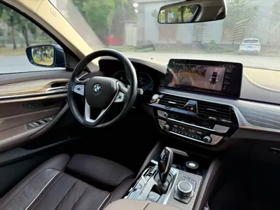 BMW 5 Series 2022, 98000 км, за 199800 CNY - фото 11