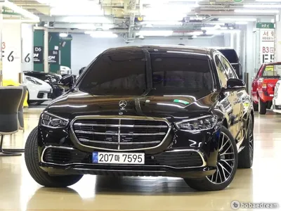 Mercedes-Benz S-Class · 2023 год