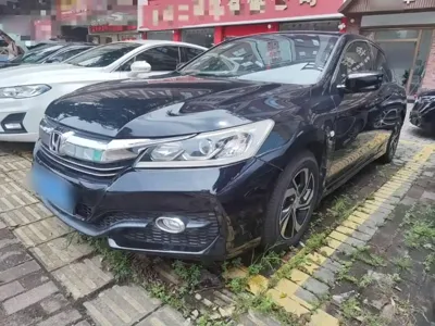 Honda Accord · 2017 год