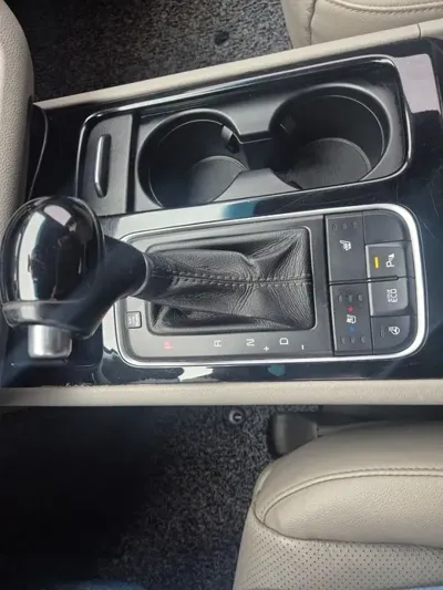 Kia Canival 2015, 208000 км, за 8300000 KRW - фото 11