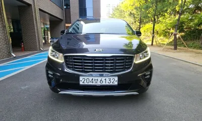 Kia Canival · 2020 год