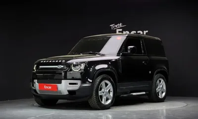 Land Rover Defender · 2023 год
