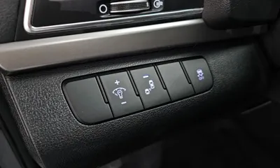 Hyundai Avante 2018, 40467 км, за 10900000 KRW - фото 19