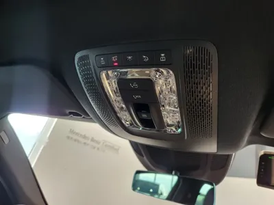 Mercedes-Benz GLE-Class 2025, 3047 км, за 107000000 KRW - фото 20