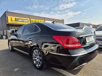 Hyundai Equus 2010, 106713 км, за 5900000 KRW