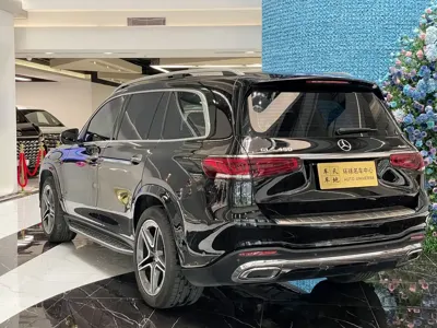 Mercedes-Benz GLS 2023, 51000 км, за 658000 CNY
