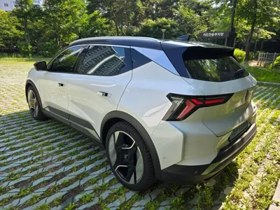 Renault-KoreaSamsung Scenic 2026, 11700 км, за 43000000 KRW