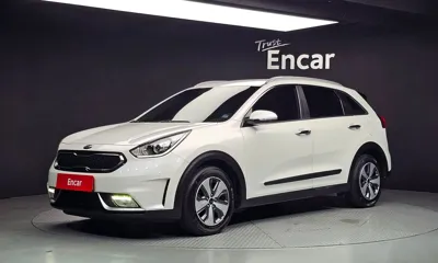 Kia Niro · 2017 год