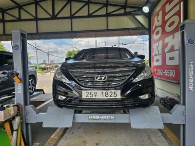 Hyundai Sonata · 2011 год