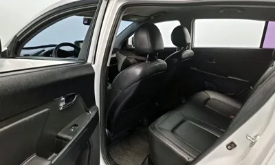 Kia Sportage 2011, 223090 км, за 3900000 KRW - фото 11