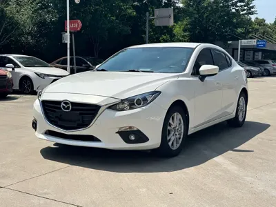 Mazda 3 Axela · 2016 год
