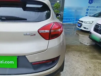Geely Emgrand GS 2017, 61900 км, за 23300 CNY - фото 8