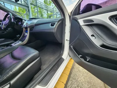 Hyundai Avante 2012, 161000 км, за 3990000 KRW - фото 11