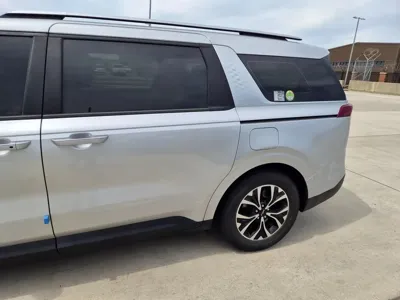 Kia Canival 2022, 25000 км, за 22500000 KRW