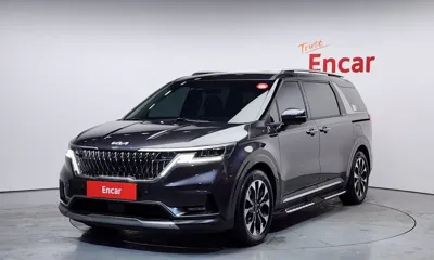 Kia Canival · 2023 год