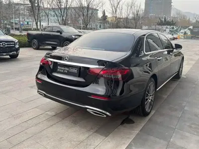 Mercedes-Benz E-Class 2023, 60000 км, за 229800 CNY