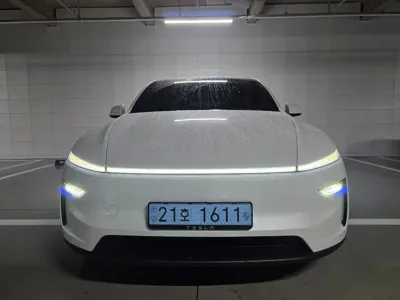 Tesla Model Y · 2026 год