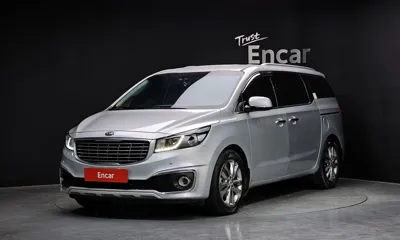 Kia Canival · 2017 год