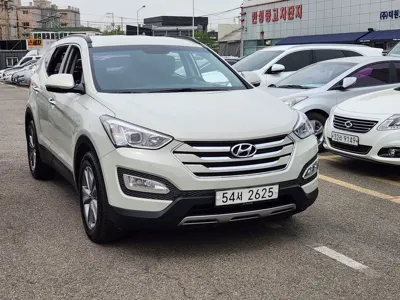 Hyundai Santafe 2015, 111479 км, за 8450000 KRW