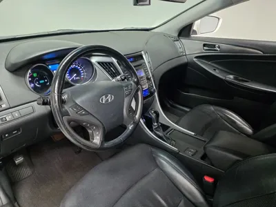 Hyundai Sonata 2014, 181340 км, за 3800000 KRW - фото 9