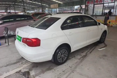Volkswagen Jetta 2015, 145700 км, за 31447.41 CNY - фото 6