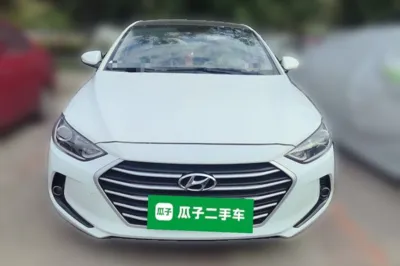 Hyundai Elantra (6th Generation 2016, 61800 км, за 35444.61 CNY