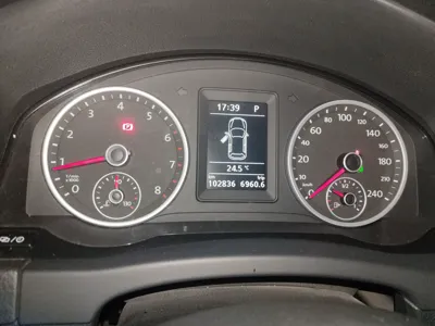 Volkswagen Tiguan 2016, 102800 км, за 47300.27 CNY - фото 12