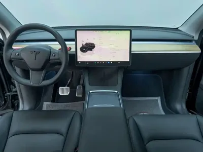 Tesla Model Y 2023, 34500 км, за 173800 CNY - фото 12