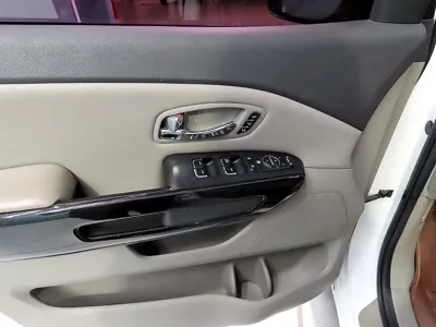 Kia Canival 2017, 194282 км, за 9000000 KRW - фото 12