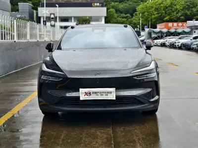 ONVO ONVO L60 2025, 9000 км, за 120000 CNY