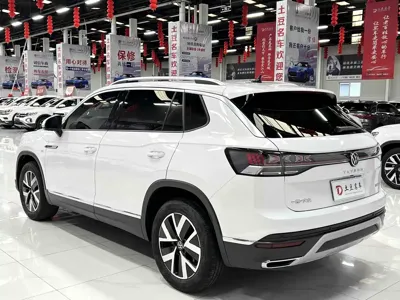 Volkswagen Tayron 2022, 36900 км, за 178800 CNY