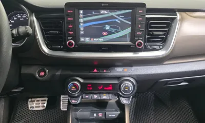 Kia Stonic 2018, 138643 км, за 7500000 KRW - фото 14