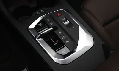 BMW 1-Series 2025, 4340 км, за 32000000 KRW - фото 9