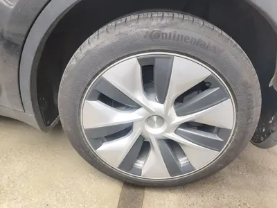 Tesla Model Y 2023, 70000 км, за 160000 CNY - фото 12