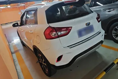 Geely Auto Vision X3 2017, 78600 км, за 44479.11 CNY - фото 4