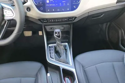 Geely Auto Vision X3 2020, 75000 км, за 41851.12 CNY - фото 16