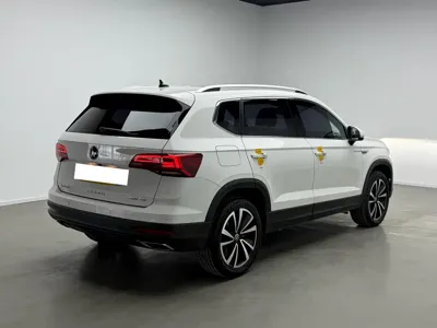 Volkswagen Tharu 2021, 87800 км, за 76500 CNY