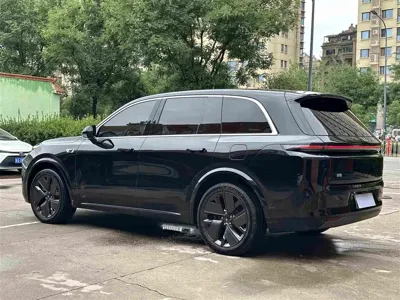 Li Auto Li L8 2025, 10000 км, за 279800 CNY - фото 6